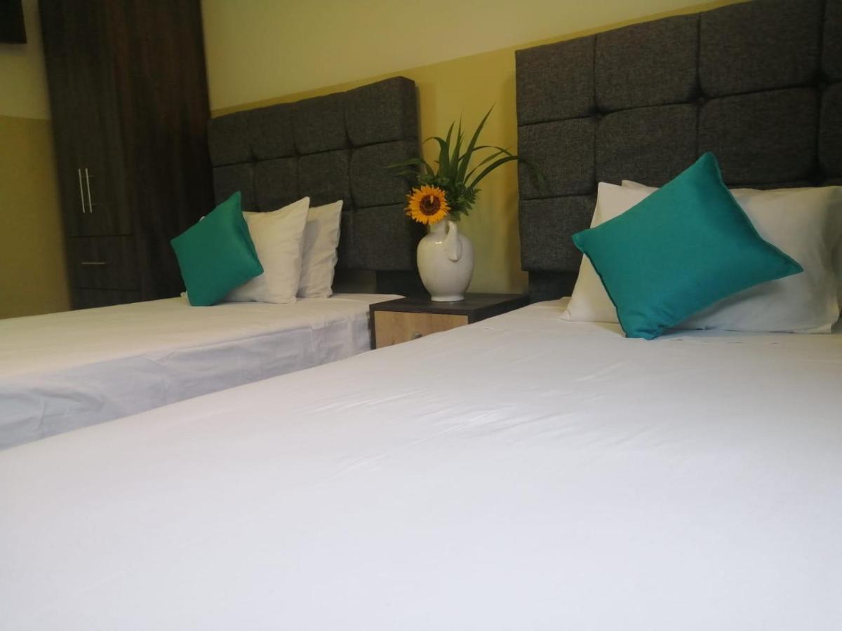Hotel Brickell 2*